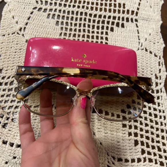 KATE SPADE SHIRA SUNGLASSES TORTOISE GOLD GLITTER CAT EYE WITH CASE - Picture 8 of 16